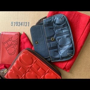 💯% Authentic Carolina Herrera Coin Purse‼️